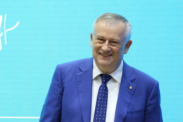 Прямая линия губернатора Ленобласти